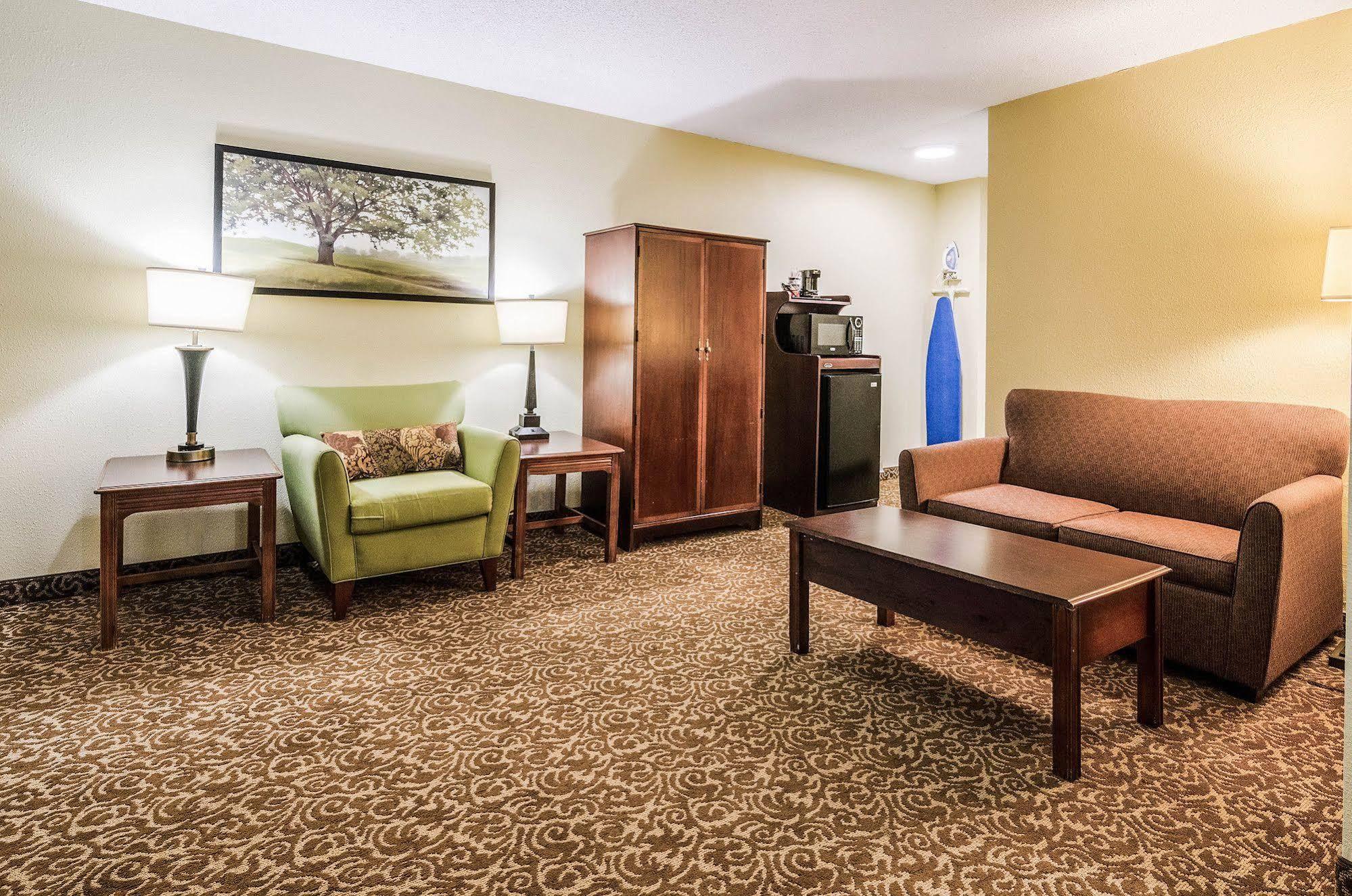 Quality Inn Whiteville North Bagian luar foto