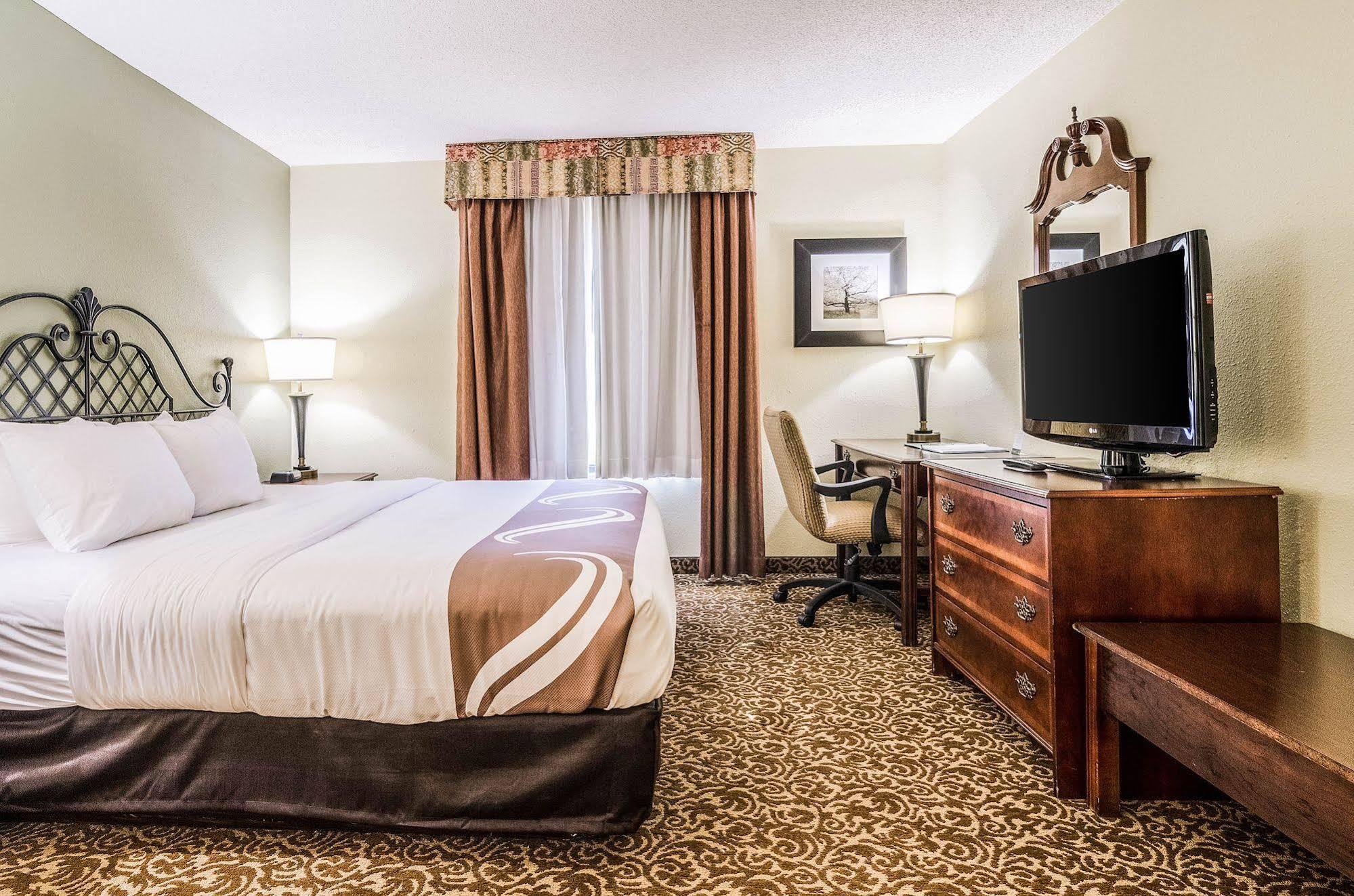 Quality Inn Whiteville North Bagian luar foto