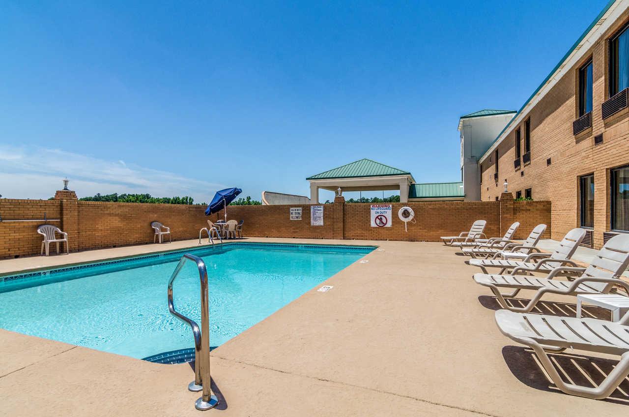 Quality Inn Whiteville North Bagian luar foto